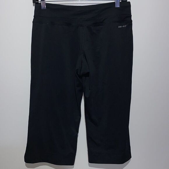 Women’s Nike Dri Fit Black Crop leggings size XS - Picture 6 of 9
